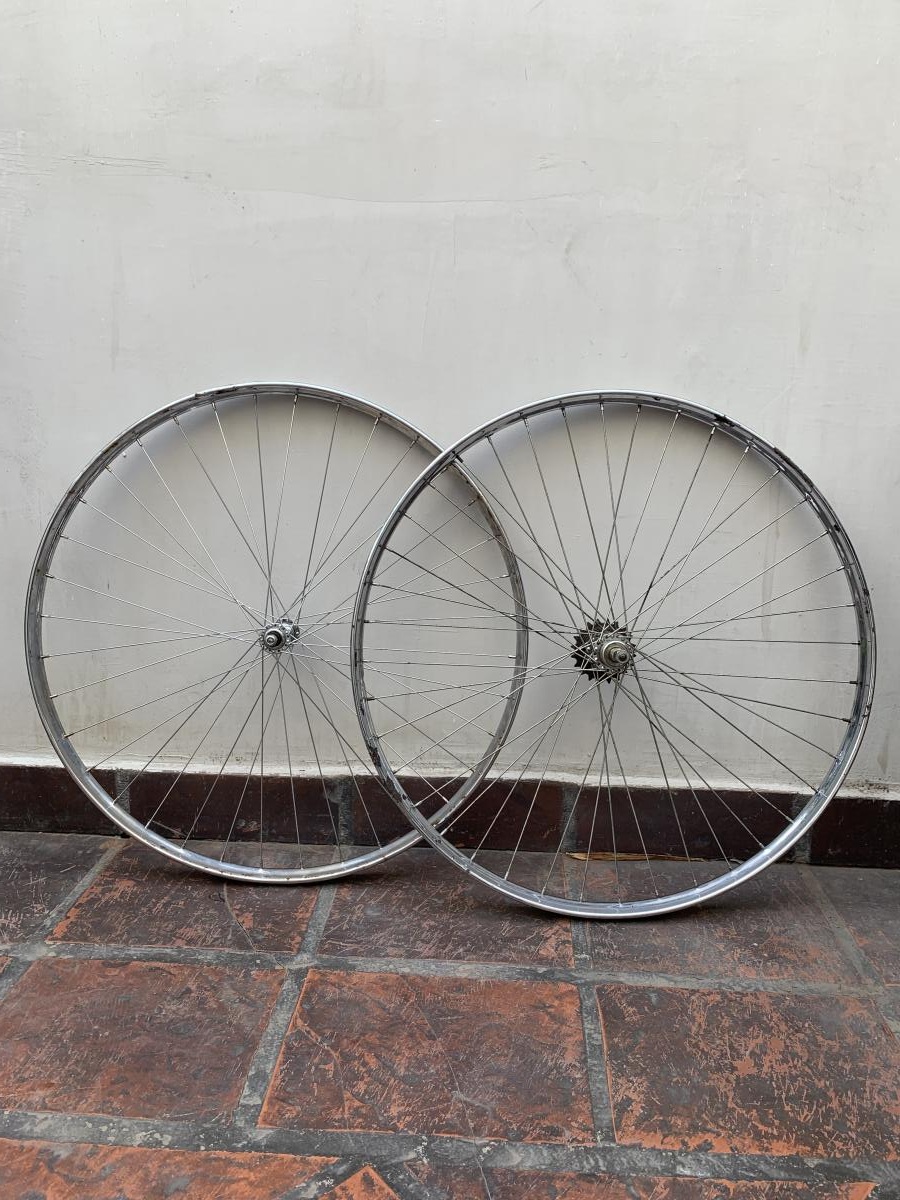 Ruedas Raleigh 28