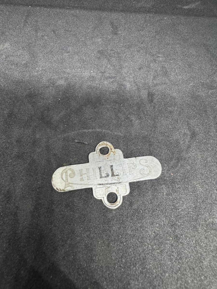 Insignia Phillips