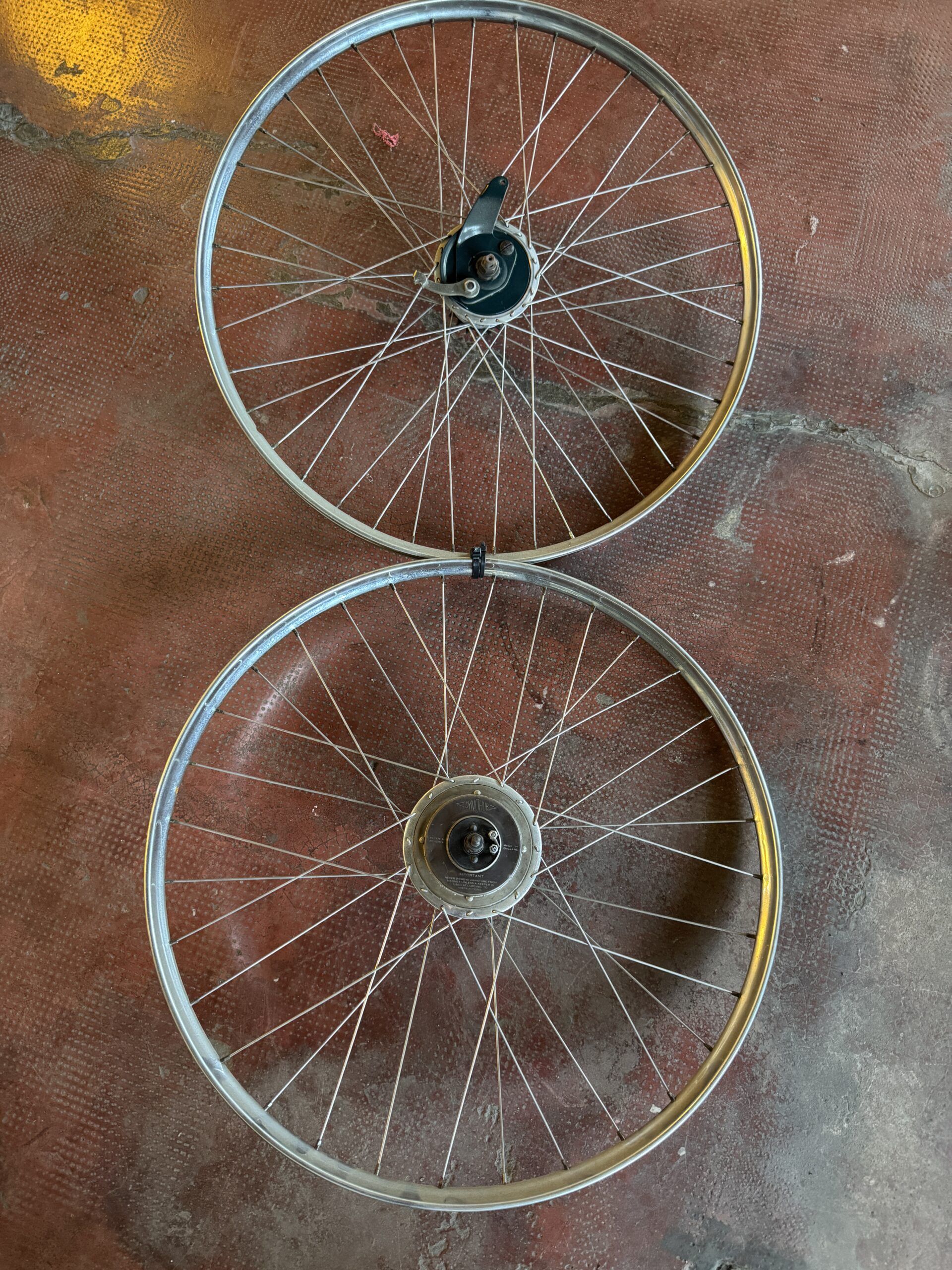 Ruedas 26 Raleigh con Cambios y Freno a Cinta Sturmey Archer