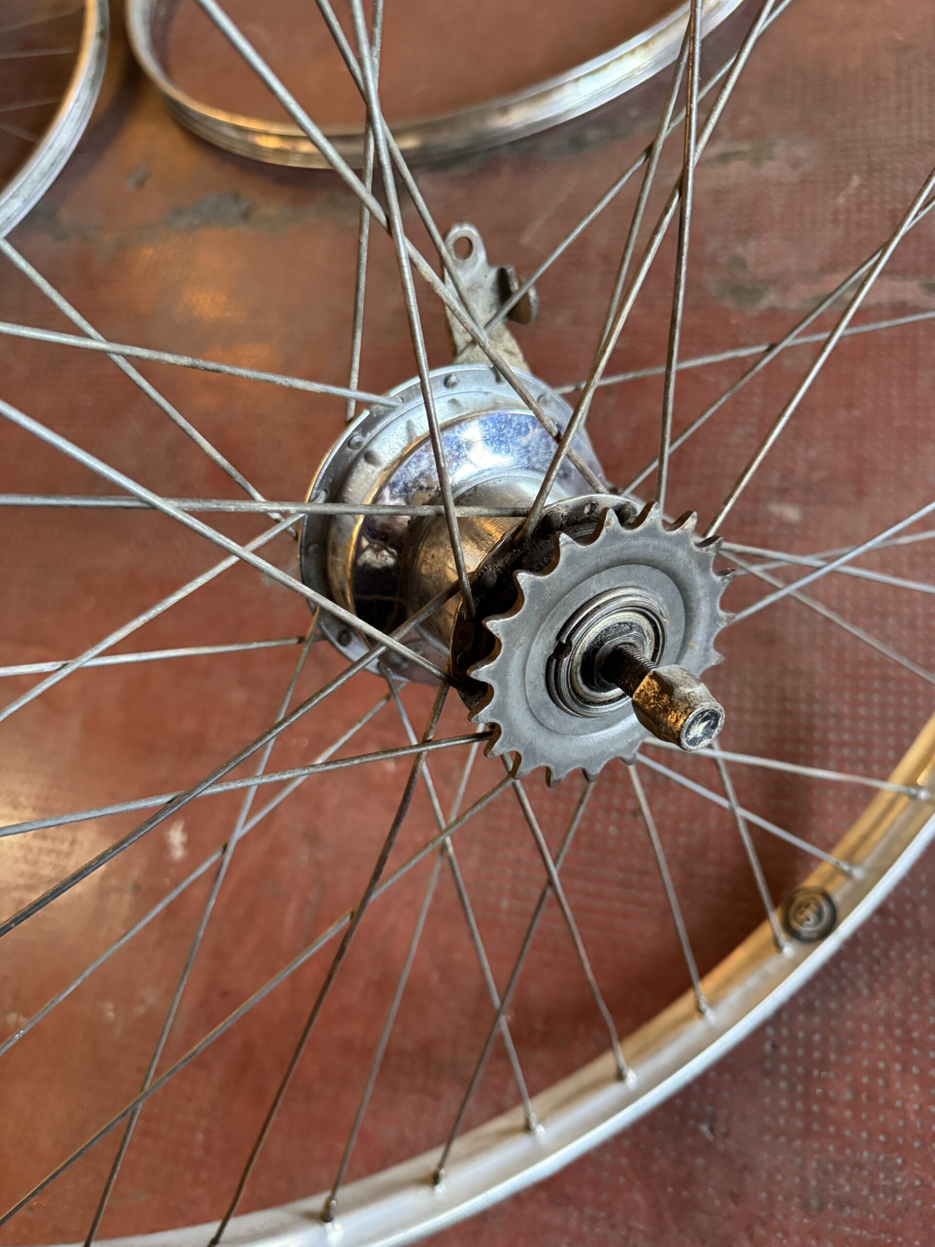 Ruedas Con cambios y Freno a CInta Sturmey Archer